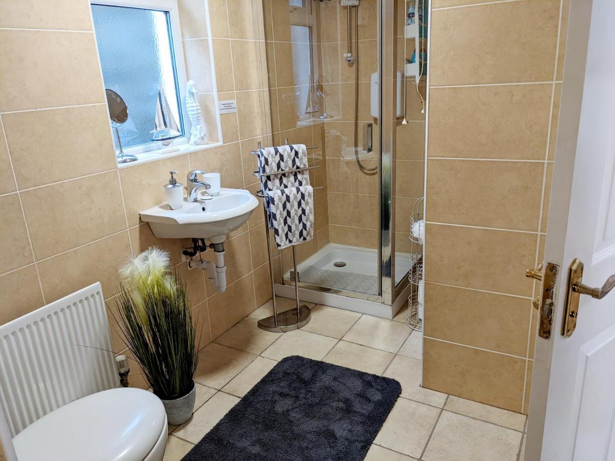 Forest View Impeccable Two Bedroom House Ростревор Екстер'єр фото